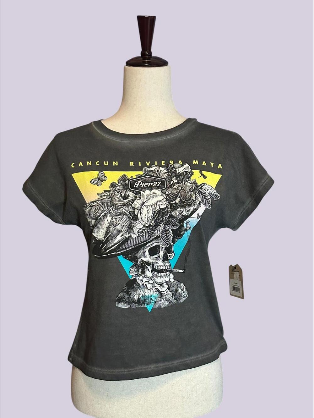 Pier 27 Cancun Riviera Maya Graphic T-Shirt Size S